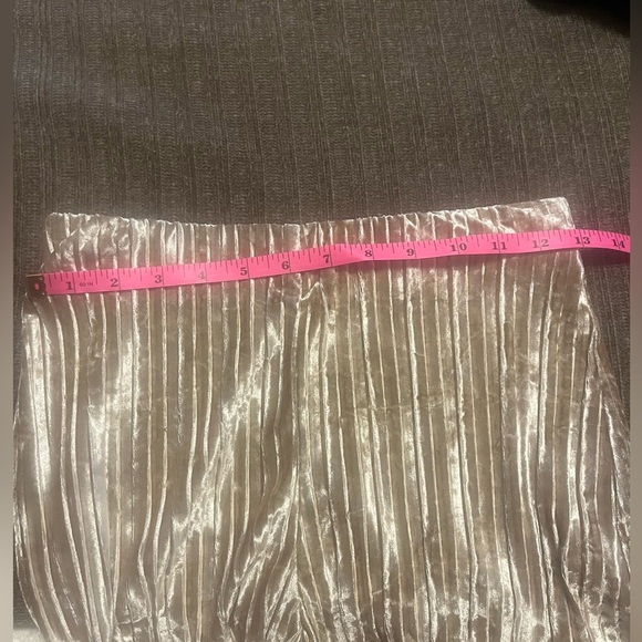 NWT Free People Star Sign Gold Velvet Flare Pants- Extra Small - Picture 7 of 7